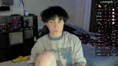 Snapshot of miya_meow_miku chatting on December 2025 05:42:02 PM MeowMiku online show from December 2025 05:42:02 PM