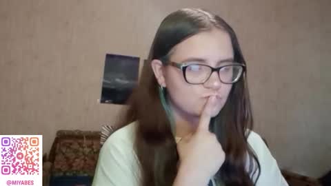 Milana online show from September 2025 01:43:02 PM