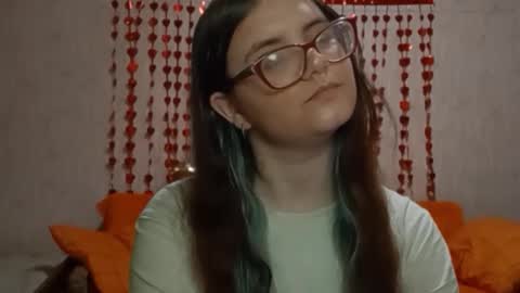 Milana online show from February 2026 05:20:01 PM