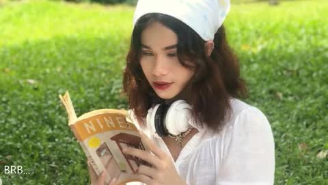 Snapshot of miyakabebe chatting on October 2025 05:57:02 PM Miyakabebe online show from October 2025 05:57:02 PM