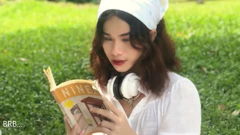 Snapshot of miyakabebe chatting on October 2025 09:59:02 PM Miyakabebe online show from October 2025 09:59:02 PM