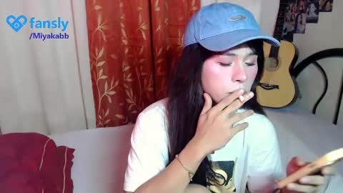 Miyakabebe online show from May 2026 11:00:02 PM
