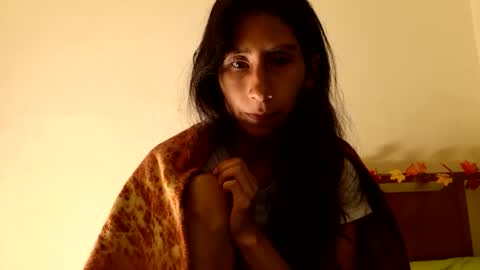 MoonLipson online show from October 2025 02:11:02 AM