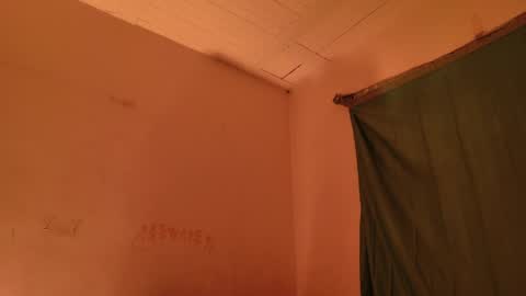 MoonLipson online show from March 2026 08:15:01 AM