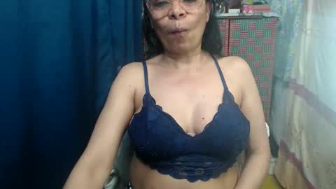 kelly online show from September 2025 08:47:02 PM