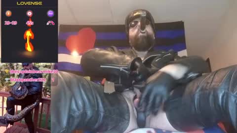 SMOKINsnakeEYEZ online show from February 2025 12:28:01 AM