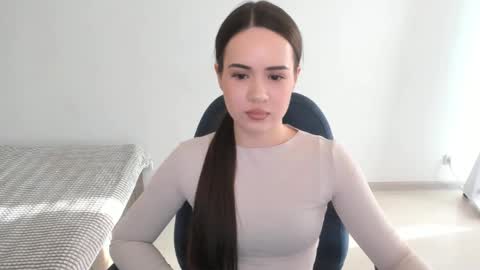 Snapshot of mmm_bananaa_ chatting on January 2025 12:50:02 PM Beata online show from January 2025 12:50:02 PM