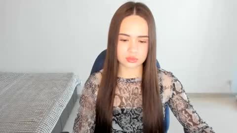 Snapshot of mmm_bananaa_ chatting on January 2025 10:29:02 AM Beata online show from January 2025 10:29:02 AM