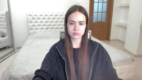 Snapshot of mmm_bananaa_ chatting on January 2025 07:13:02 PM Beata online show from January 2025 07:13:02 PM