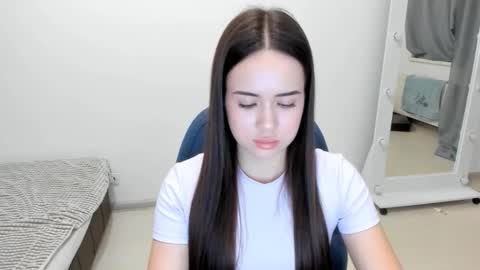 Snapshot of mmm_bananaa_ chatting on January 2025 03:14:02 PM Beata online show from January 2025 03:14:02 PM