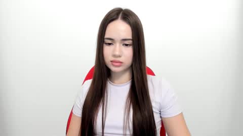 Snapshot of mmm_bananaa_ chatting on January 2025 08:04:01 PM Beata online show from January 2025 08:04:01 PM