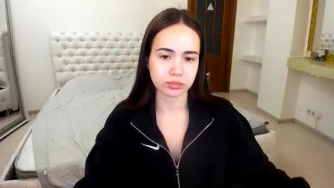 Snapshot of mmm_bananaa_ chatting on February 2025 08:46:01 PM Beata online show from February 2025 08:46:01 PM