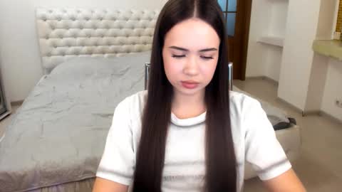 Snapshot of mmm_bananaa_ chatting on February 2025 04:36:01 PM Beata online show from February 2025 04:36:01 PM