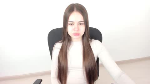 Snapshot of mmm_bananaa_ chatting on February 2025 09:11:01 AM Beata online show from February 2025 09:11:01 AM