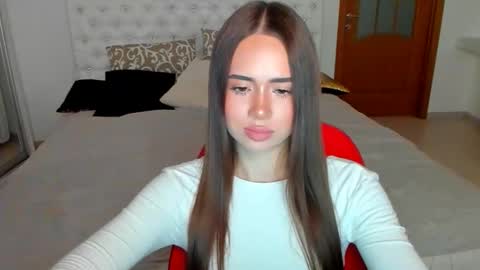 Snapshot of mmm_bananaa_ chatting on September 2025 06:33:01 PM Beata online show from September 2025 06:33:01 PM