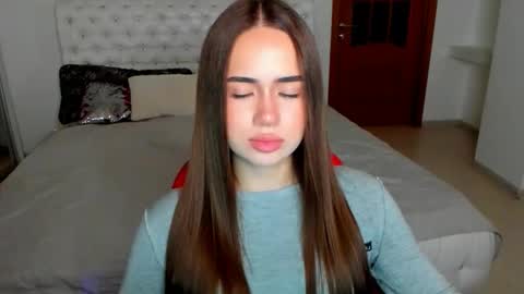 Snapshot of mmm_bananaa_ chatting on October 2025 06:06:01 PM Beata online show from October 2025 06:06:01 PM