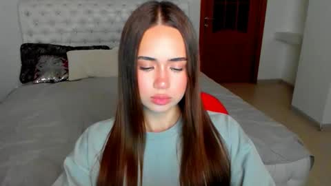 Snapshot of mmm_bananaa_ chatting on October 2025 04:15:02 PM Beata online show from October 2025 04:15:02 PM