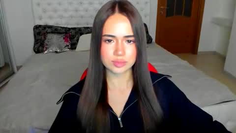 Snapshot of mmm_bananaa_ chatting on October 2025 05:26:02 PM Beata online show from October 2025 05:26:02 PM