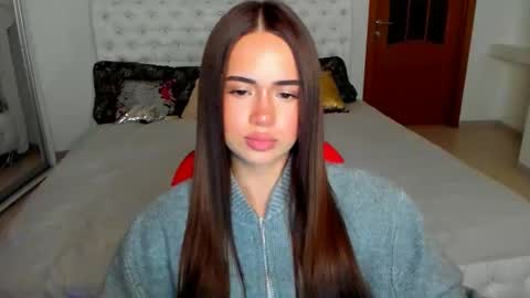 Snapshot of mmm_bananaa_ chatting on October 2025 05:12:02 PM Beata online show from October 2025 05:12:02 PM