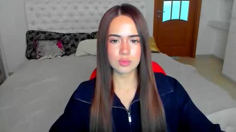 Snapshot of mmm_bananaa_ chatting on October 2025 06:03:02 PM Beata online show from October 2025 06:03:02 PM