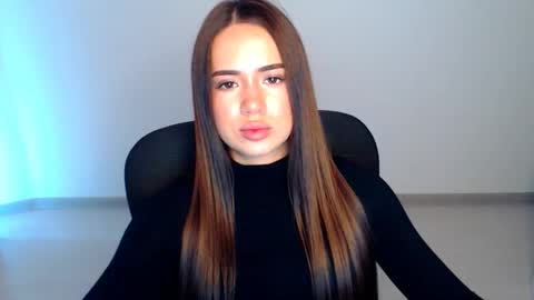 Snapshot of mmm_bananaa_ chatting on October 2025 08:27:05 AM Beata online show from October 2025 08:27:05 AM