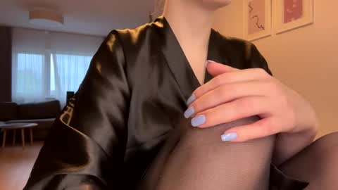 mmm_sweety_kitty online show from December 2024 12:51:02 PM