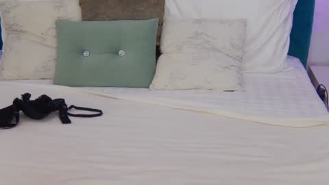 Snapshot of mmmaaa1234 chatting on December 2024 01:17:01 AM Jessie online show from December 2024 01:17:01 AM