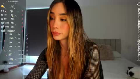 Snapshot of mmmayra_0x chatting on November 2025 07:16:02 PM MAYRA online show from November 2025 07:16:02 PM