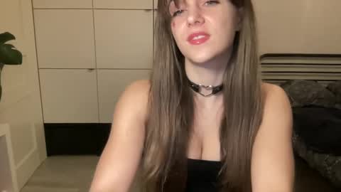 Snapshot of mmminnie chatting on February 2025 07:27:01 PM mmminnie online show from February 2025 07:27:01 PM