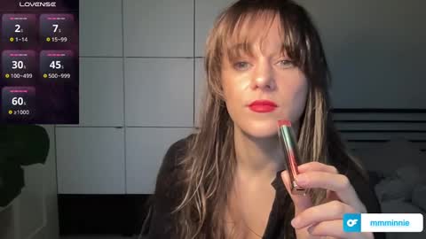 Snapshot of mmminnie chatting on February 2025 03:21:01 PM mmminnie online show from February 2025 03:21:01 PM