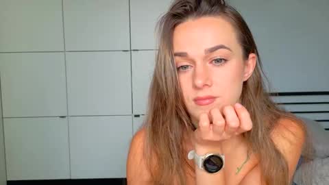 Snapshot of mmminnie chatting on November 2025 10:31:01 AM mmminnie online show from November 2025 10:31:01 AM