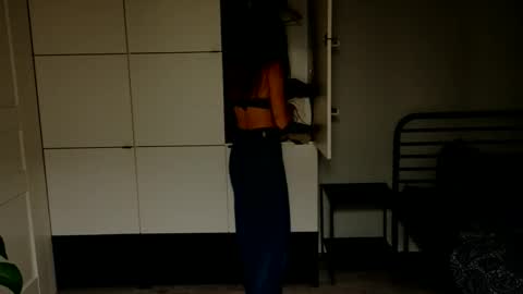 Snapshot of mmminnie chatting on December 2025 04:24:01 PM mmminnie online show from December 2025 04:24:01 PM