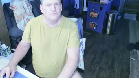 mmmthatsfunnn online show from January 2026 11:52:02 PM