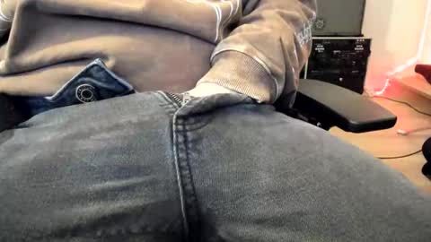 M online show from February 2026 08:10:01 AM