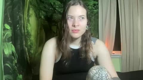 Snapshot of mo0n_goddess chatting on November 2025 02:55:02 AM Misty online show from November 2025 02:55:02 AM