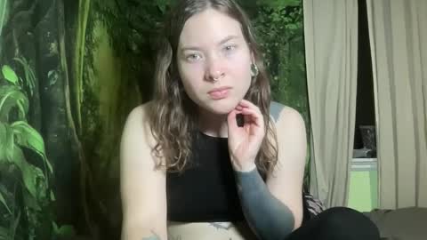 Snapshot of mo0n_goddess chatting on January 2026 02:36:02 AM Misty online show from January 2026 02:36:02 AM