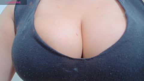 Catalina online show from February 2025 02:37:02 AM