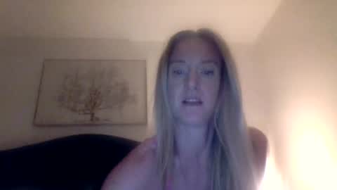 mockingbirds91 online show from June 2026 06:23:02 AM