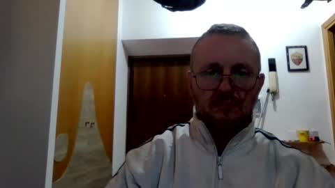 Snapshot of modesto1969 chatting on December 2025 09:13:02 PM modesto1969 online show from December 2025 09:13:02 PM