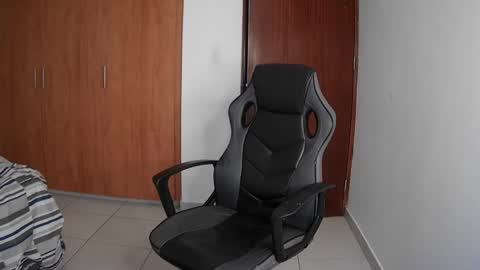 Snapshot of modexusparty chatting on January 2025 08:07:02 PM modexusparty online show from January 2025 08:07:02 PM