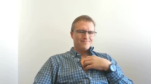 Moe online show from September 2025 07:17:02 PM