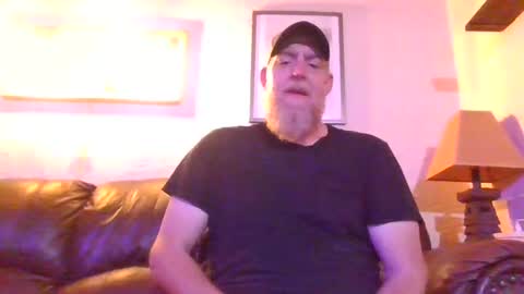 Snapshot of moeblick chatting on November 2025 11:45:01 AM moeblick online show from November 2025 11:45:01 AM