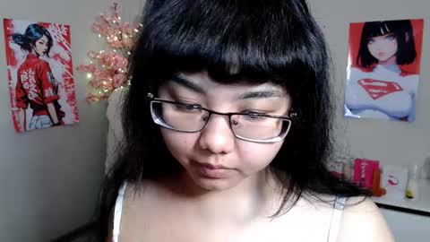 Molly online show from November 2025 04:33:02 AM