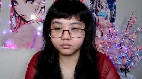 Molly online show from March 2026 04:36:01 AM