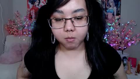 Molly online show from March 2026 05:02:02 AM