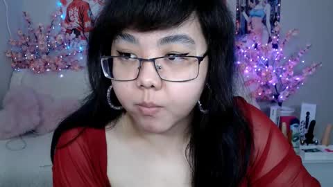 Molly online show from April 2026 03:42:02 AM