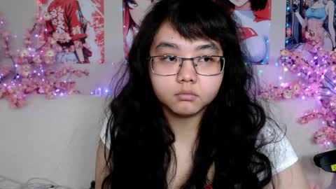 Molly online show from May 2026 05:12:01 AM