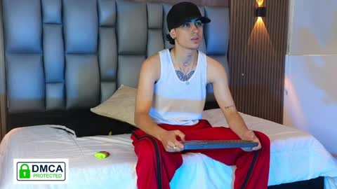 mohamed_malik online show from April 2026 01:24:02 PM