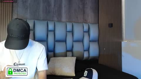 mohamed_malik online show from April 2026 01:36:01 PM