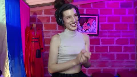 Snapshot of moira_hot chatting on September 2025 10:35:02 PM moira_hot online show from September 2025 10:35:02 PM